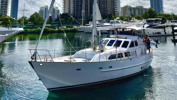 1990 Cheoy Lee Cutter for Sale