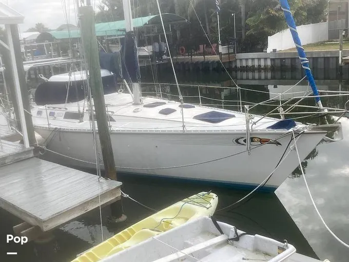 1989 Hunter 40 Legend for Sale