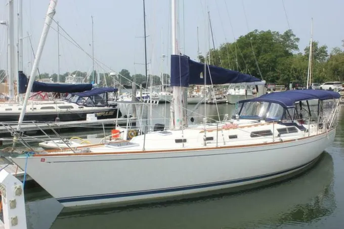 1987 Sabre 42 Centerboard Sloop for Sale