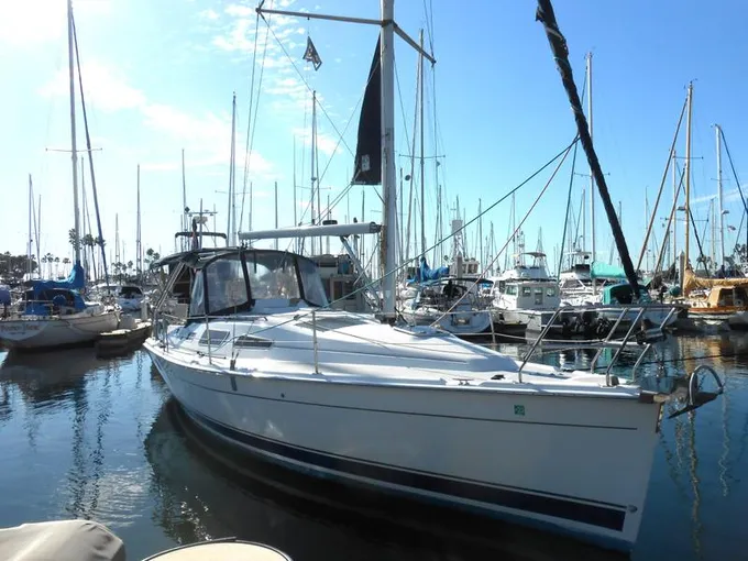 2008 Hunter 33' for Sale