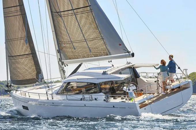 2024 Moody Decksaloon 41 for Sale