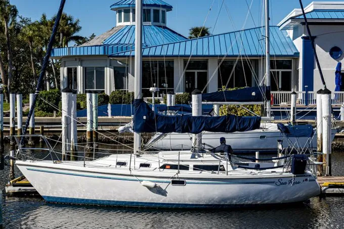 1997 Catalina 30 Mark III for Sale