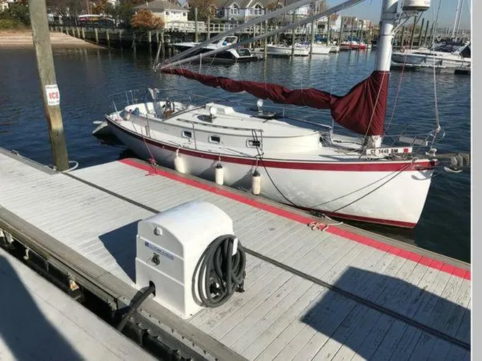1983 Hinterhoeller Nonsuch 30 Classic for Sale