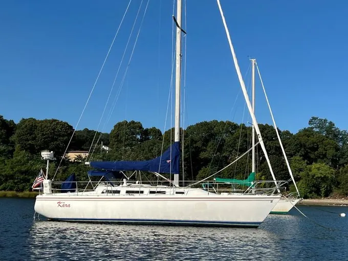 1986 Catalina 36 Tall Ri for Sale