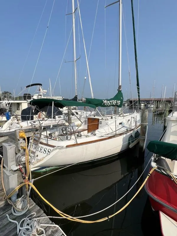 1978 Tartan 37 for Sale
