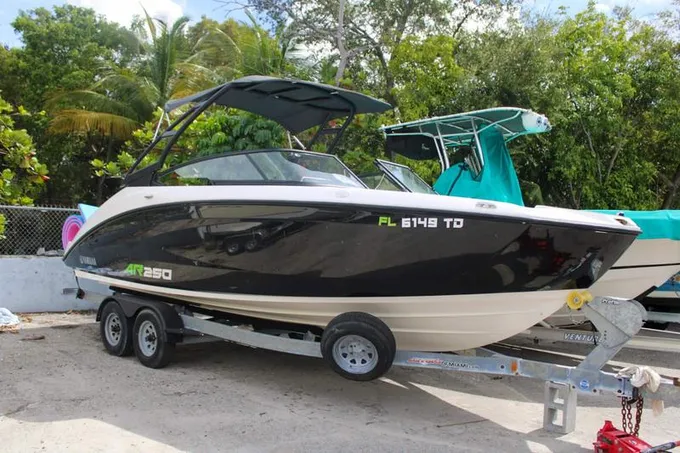 2022 Yamaha Boats AR250 for Sale