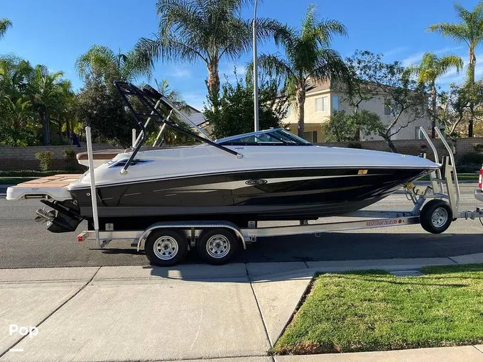 2016 Sea Ray 240 Sundeck for Sale