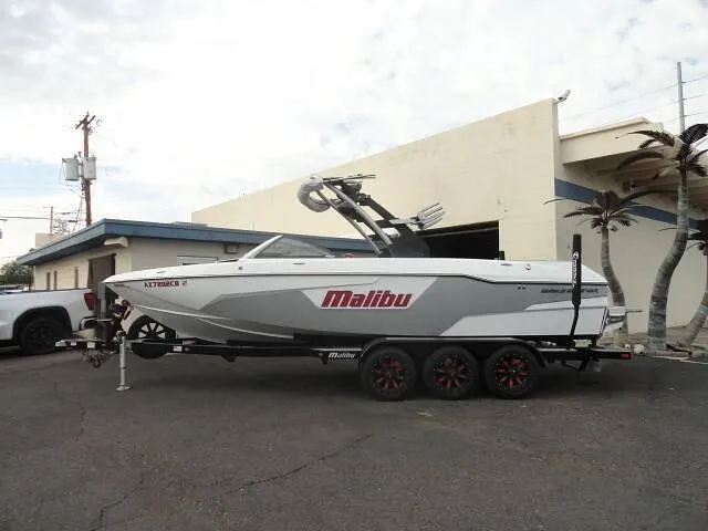 2019 Malibu 25 LSV for Sale