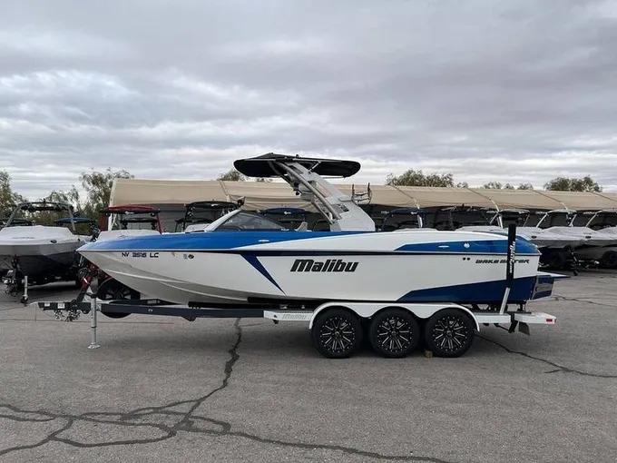2018 Malibu 25 LSV for Sale