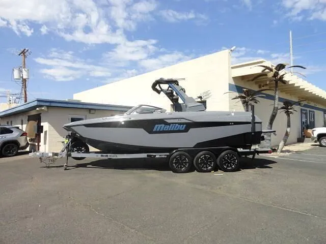 2022 Malibu M240 for Sale