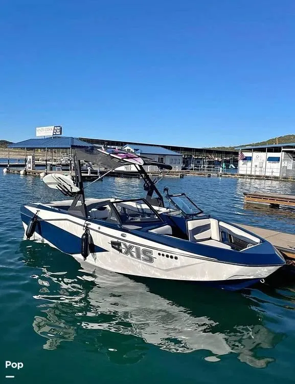 2022 Axis Boats T220 for Sale