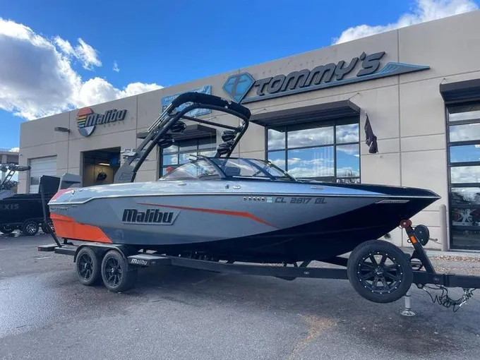 2019 Malibu 25 LSV for Sale