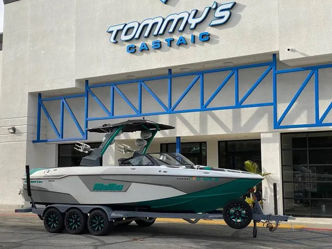 2021 Malibu 25 LSV for Sale