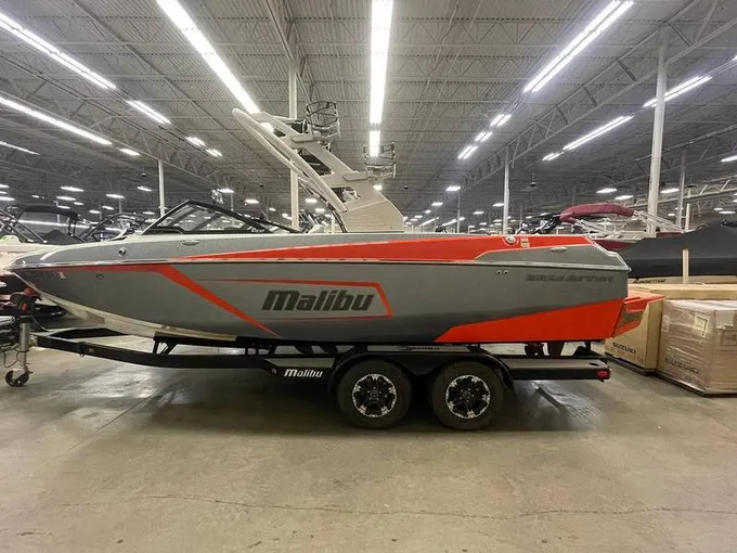 2018 Malibu 23 LSV for Sale