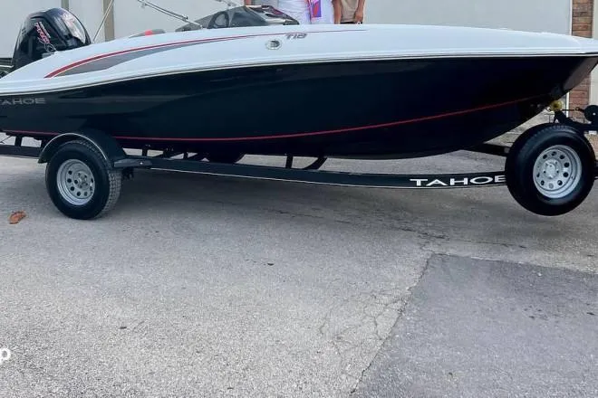 2023 Tahoe T18 for Sale