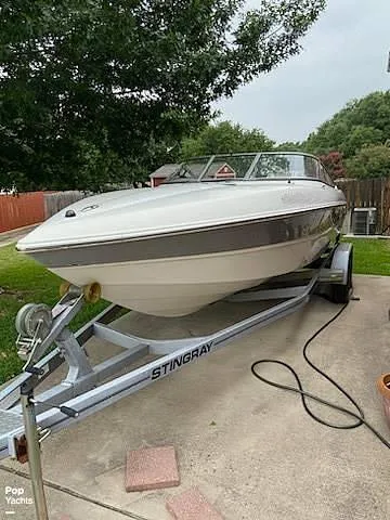 2010 Stingray 230 SX for Sale