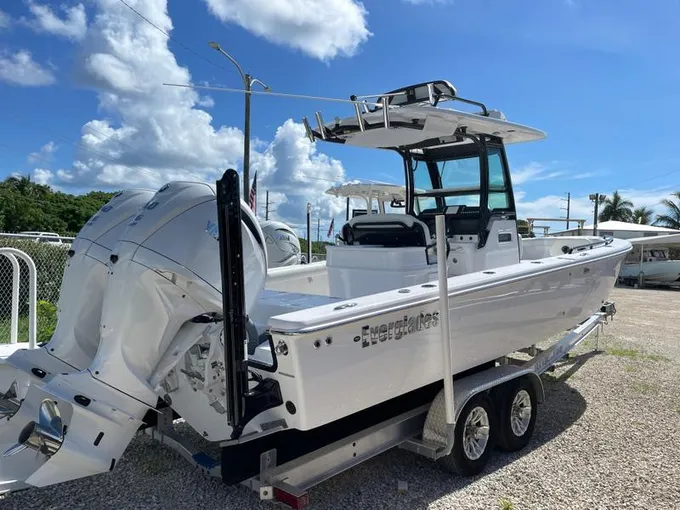 2023 Everglades Boats 273CC for Sale