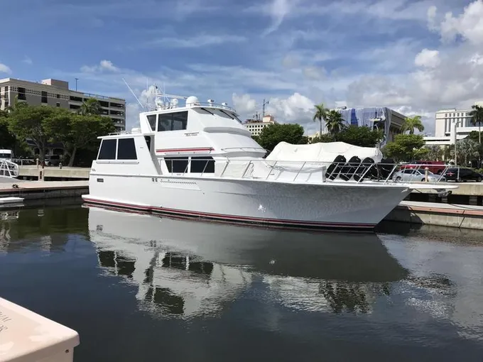 1998 Viking 54 Sport Yacht for Sale