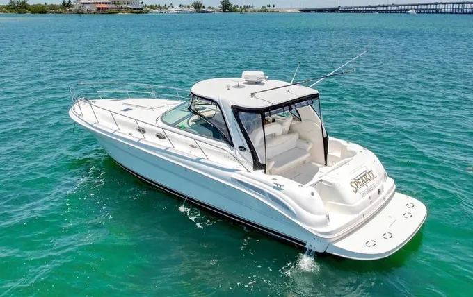 2003 Sea Ray 410 Express Cruiser for Sale