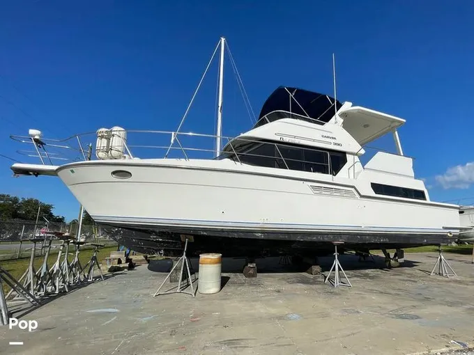 1993 Carver 390 Aft Cabin for Sale
