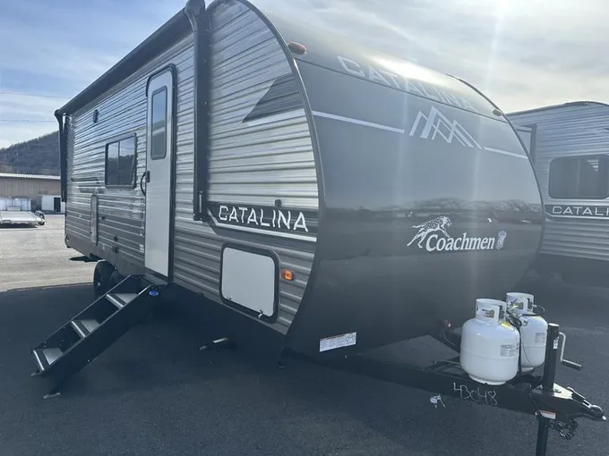 2024 Coachmen Catalina Summit Series 8 221MKE for Sale
