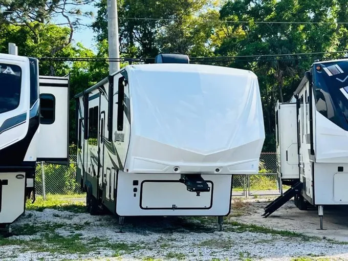 2017 Grand Design Momentum M-Class 350M 38ft for Sale