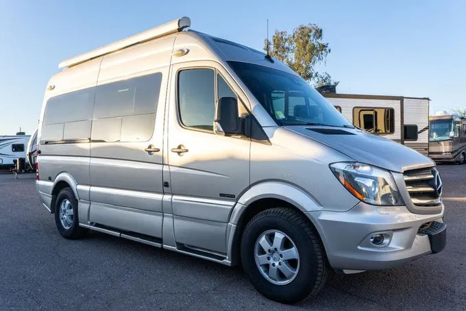 2018 Roadtrek SS Base for Sale