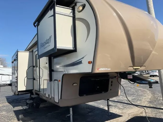 2018 Forest River Flagstaff Super Lite 526RLWS 29ft for Sale