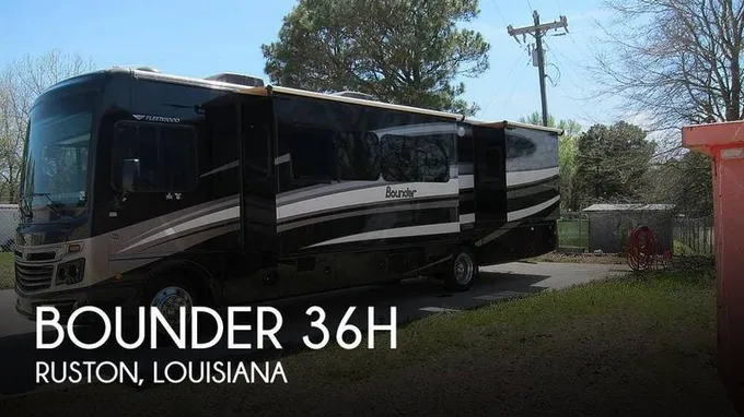 2016 Fleetwood Bounder 36h for Sale