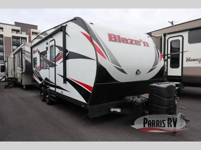 2017 Pacific Coachworks Pacific Coachworks Blazen 20FS 27ft for Sale