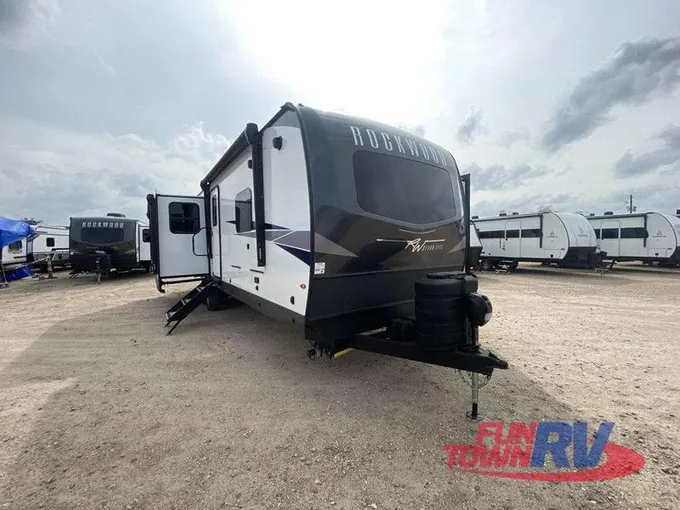2024 Forest River Rockwood Ultra Lite 2906BS for Sale