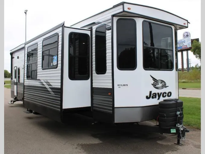 2024 Jayco Jay Flight Bungalow 40LOFT 41ft for Sale