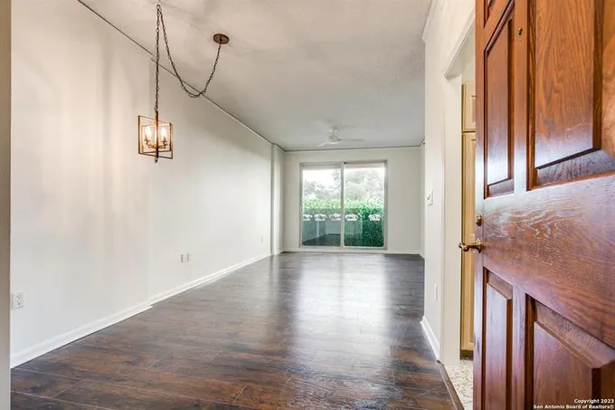 1 Towers Park Ln #301, San Antonio, TX 78209 for Sale