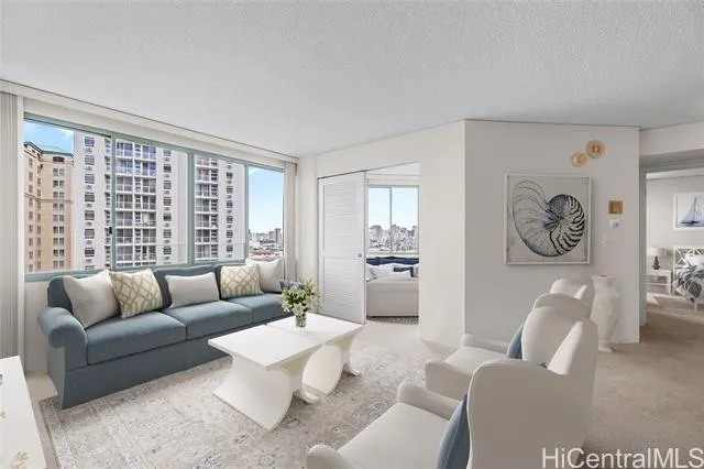 1314 Kalakaua Avenue 905, Honolulu HI 96826 for Sale