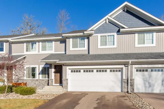 7110 Calumet Court, Savage, MN 55378 for Sale