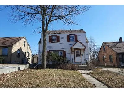 S Pine Ave for Sale