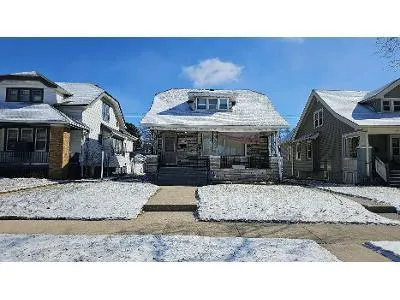 N 37th St for Sale
