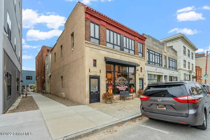 156 Barrett Street, Schenectady, NY 12305 for Sale