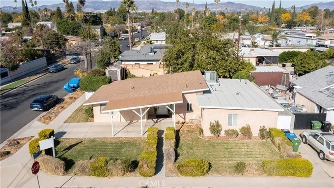Reseda, Los Angeles County, CA House for sale Property ID: 418536065