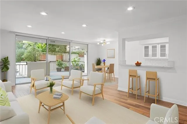7260 Hillside 105, Los Angeles CA 90046 for Sale
