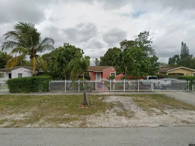 915 Northwest 123rd Street, Unit 1, North Miami, FL 33168 for Rent
