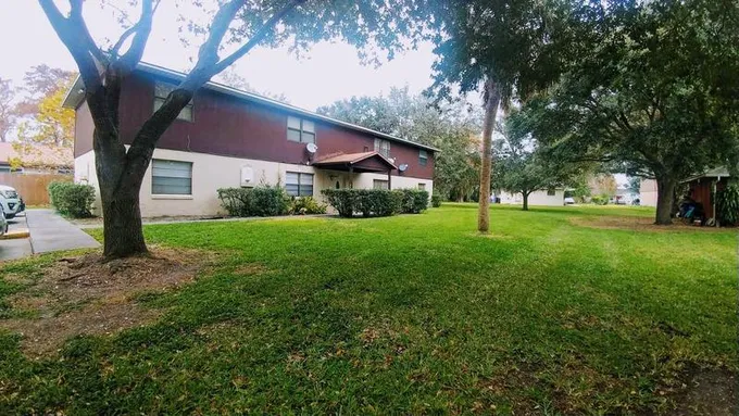 Saint Cloud, FL - Apartment - $1,100.00  13 Louisiana Ave for Sale