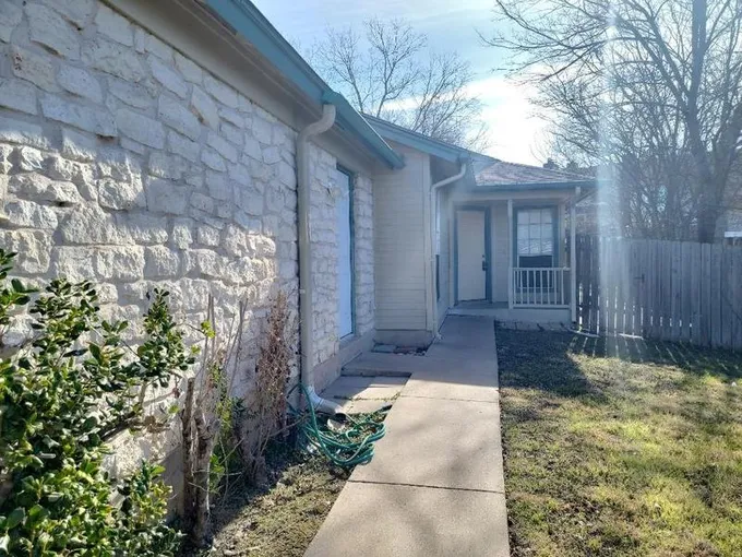 12323 Patron Dr A, Austin, TX 78758 for Rent
