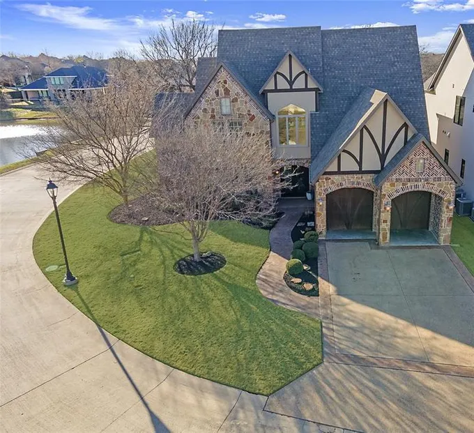 3413 Saint James Ct, Highland Village, TX 75077 for Sale