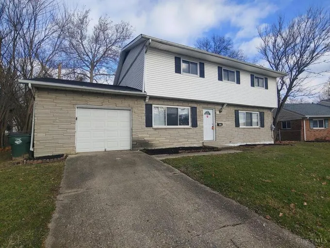 722 DANBURY RD, Forest Park, OH 45240 Single Family Residence For Sale  MLS# 1795880