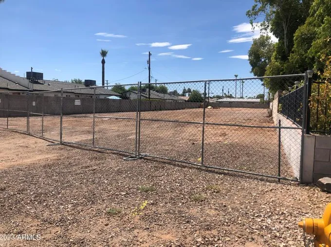 3148 N 37th St #30, Phoenix, AZ 85018 - MLS 6639882 for Sale