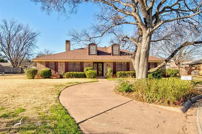 15 Pyracanthia Circle, Abilene, TX 79605 for Sale