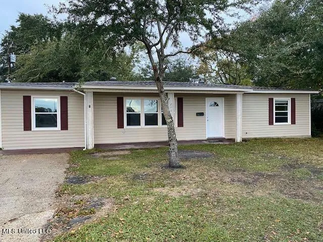 2003 TUCKER AVE, Pascagoula, MS 39567 Single Family Residence For Sale  MLS# 4064993