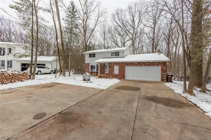 7296 LANGERFORD DR, Parma, OH 44129 Single Family Residence For Sale  MLS# 5009620