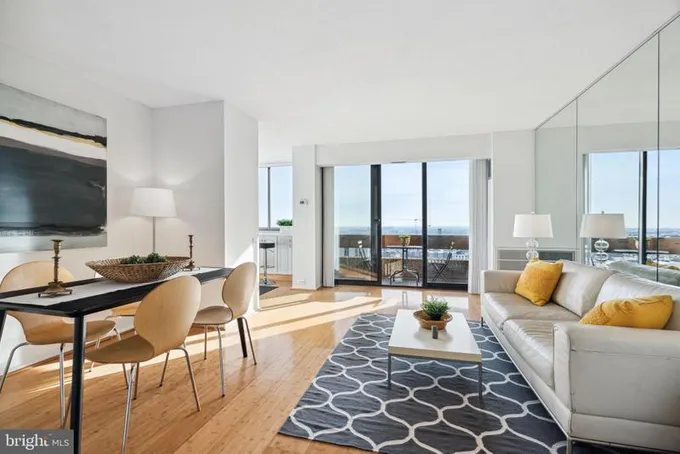 1326 Spruce Street, Unit 2402, Philadelphia, PA 19107 for Sale
